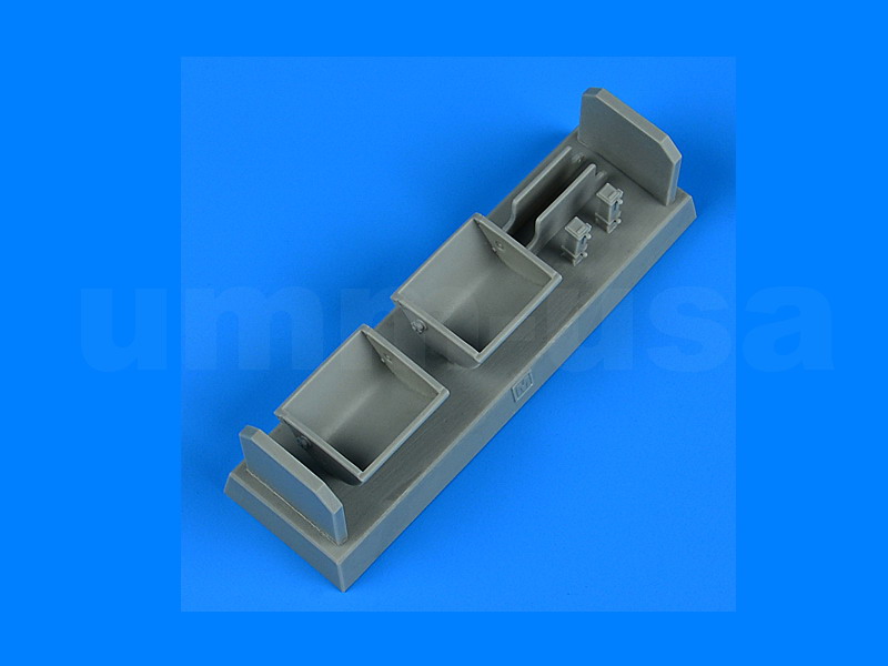 QB32234 Bf 109F/G/K seat (metal type) 1/32